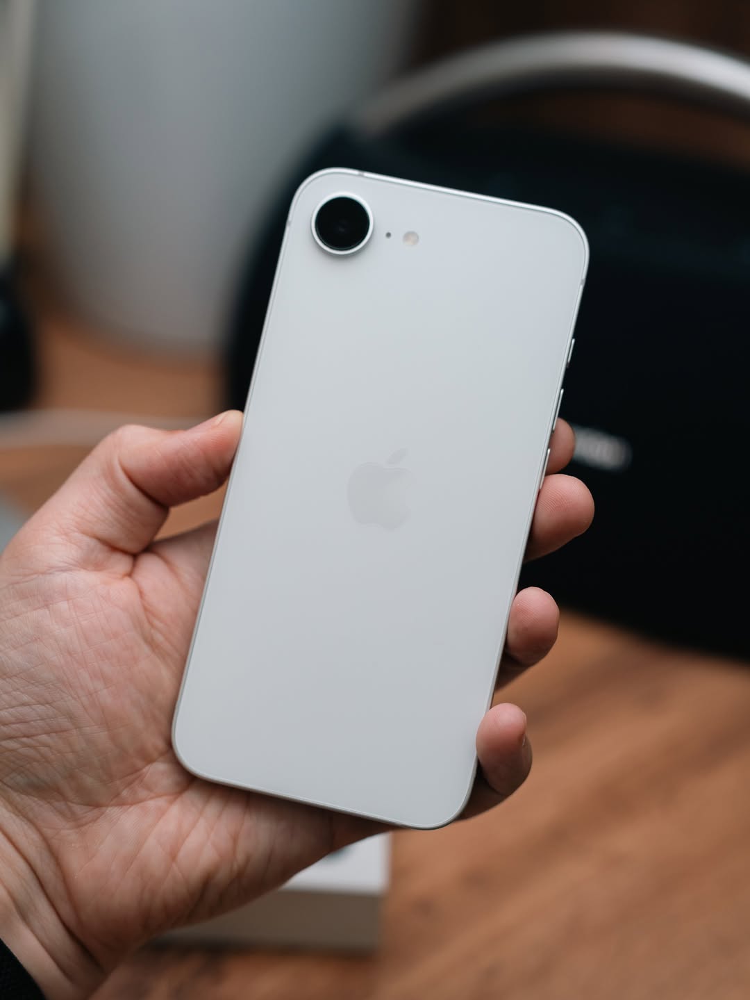 iPhone 16e – 128GB (Used, Perfect Condition, 🔋100%)